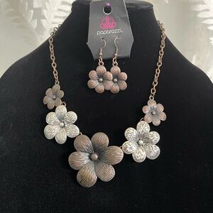 Paparazzi “Secret Garden” Floral Necklace and Earring Set